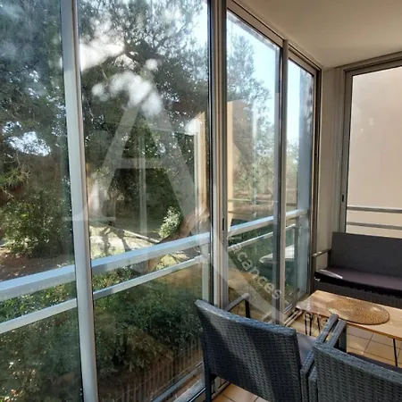 Beau T2 Moderne, Avec Piscine - Place De Parking Апартаменты Сет
