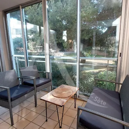 Апартаменты Beau T2 Moderne, Avec Piscine - Place De Parking Сет